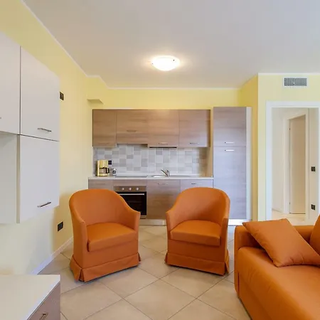 Yellow Lake View Appartement *