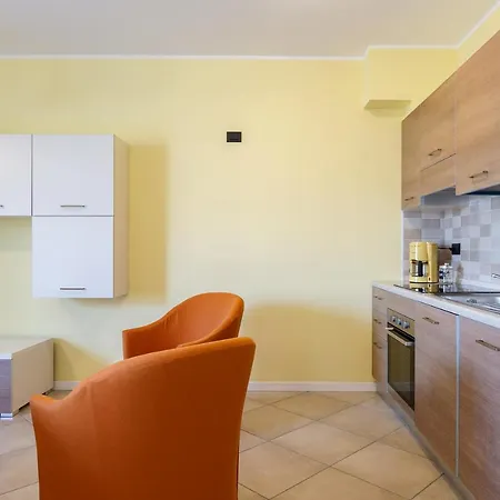Appartement Yellow Lake View *